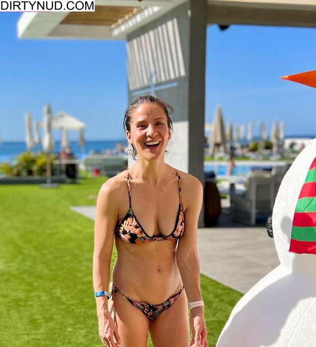 Amanda Byram Erome Nude Leaks Onlyfans Free